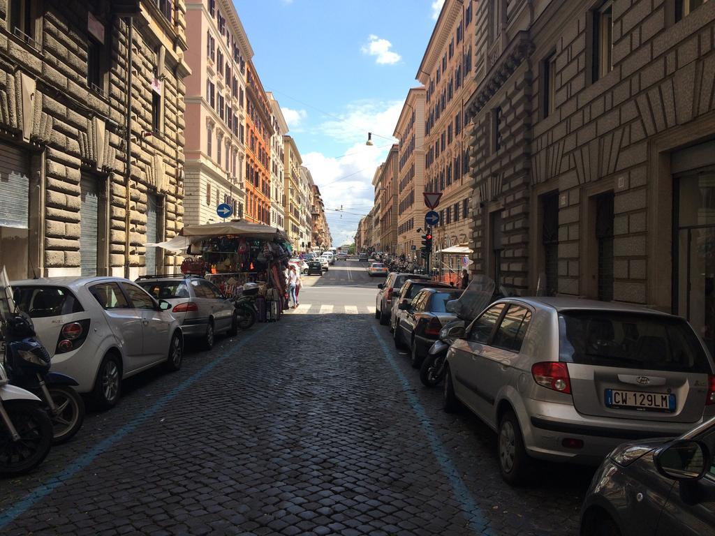 Casa Vacanza Colosseo Рим Экстерьер фото